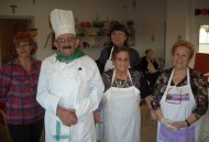 Panellets a la residencia Gent Gran de Sils